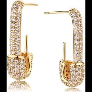 18k gold safety pin earrings paved Austrian crystal 🌷💗
